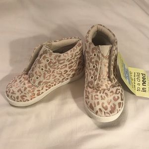 Girls TOMS high top rose gold leopard print SIZE 7